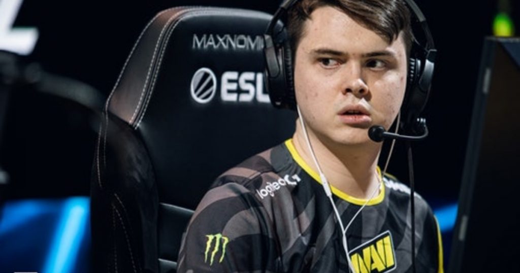 Denis "Electronic" Sharipov es un jugador de CS del equipo NAVI